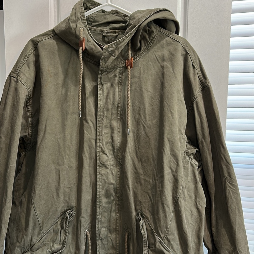 GAP ✨ Like New ✨ Army Green Rain Coat
